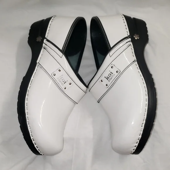 Koi Women's White and Black Clogs - Picture 4 of 12